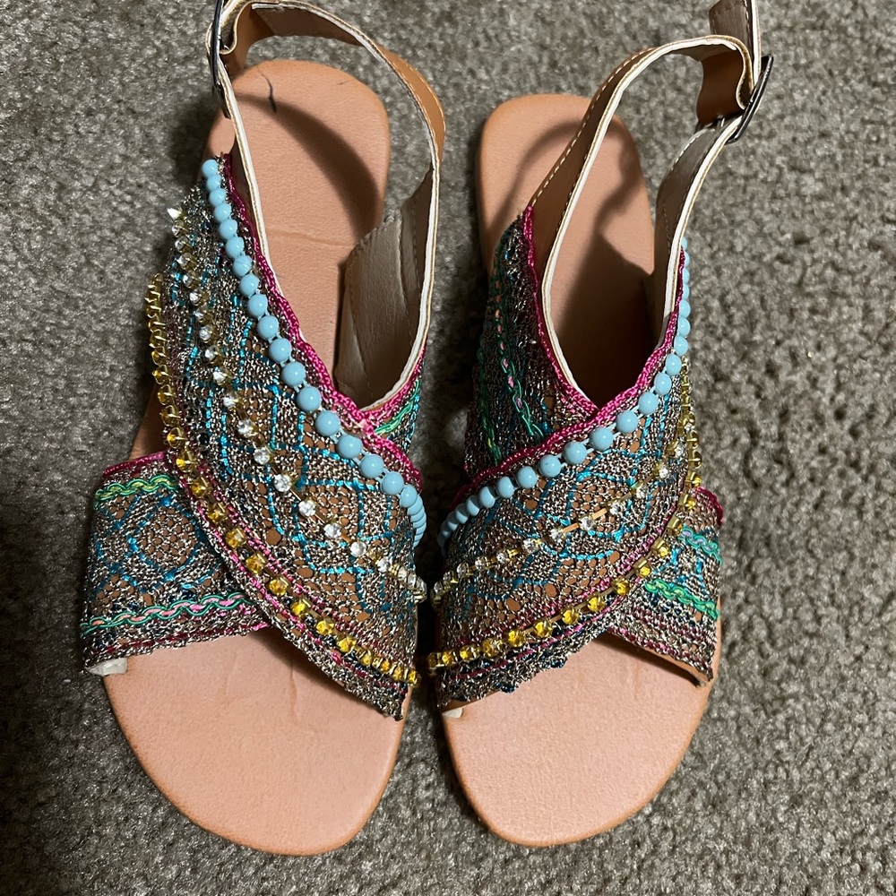 Women shoe size 39